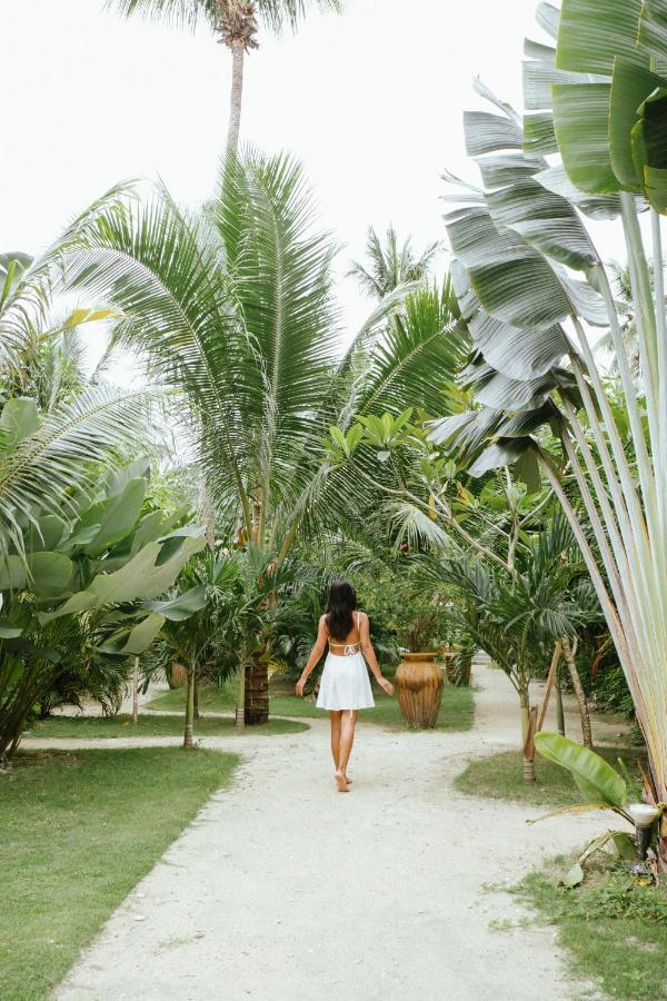 Tropical Temple Siargao Resort 제너럴 루나 외부 사진